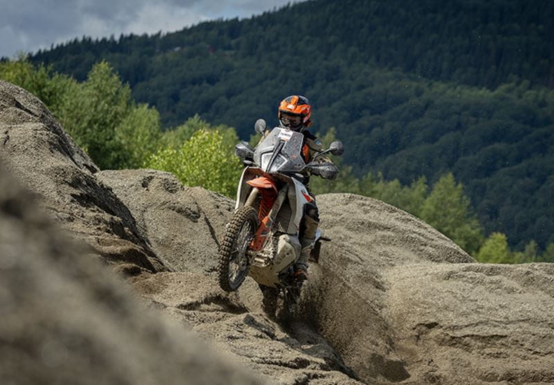 mitas-banner_motorcycle-trail_720x500px